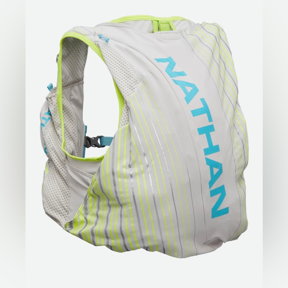 Womens Nathan Pinnacle 12 liter hydration vest